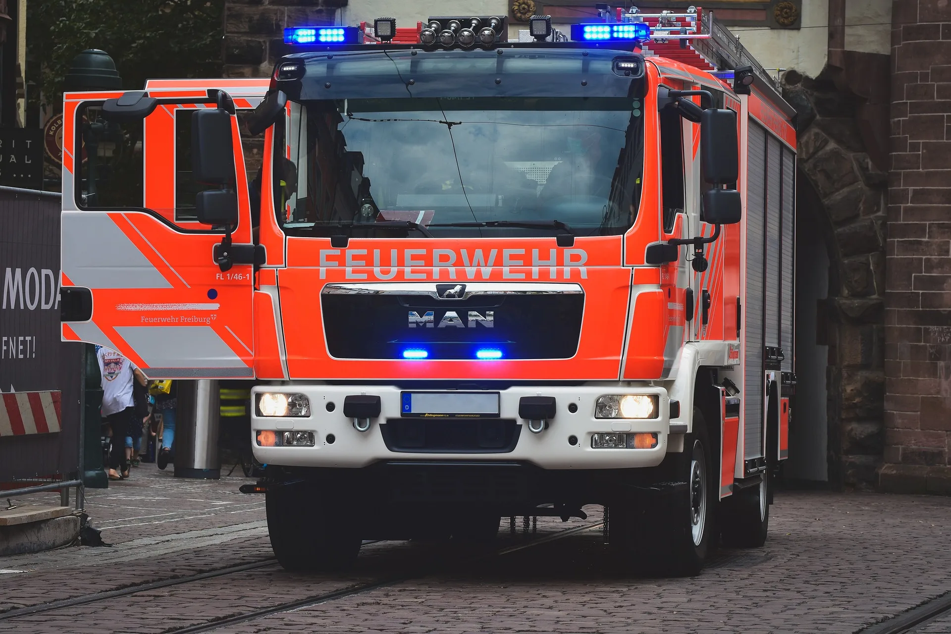 Brandstiftung Im Gymnasium Borbeck Feuerwehr Essen Verhindert Groesseren Schaden.webp.webp