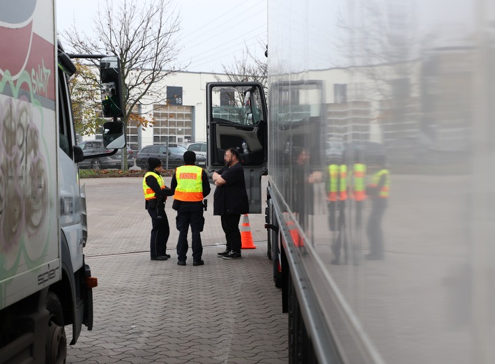 Zoll schlägt zu: 122 Kontrollen in Hamburger Logistikbranche!