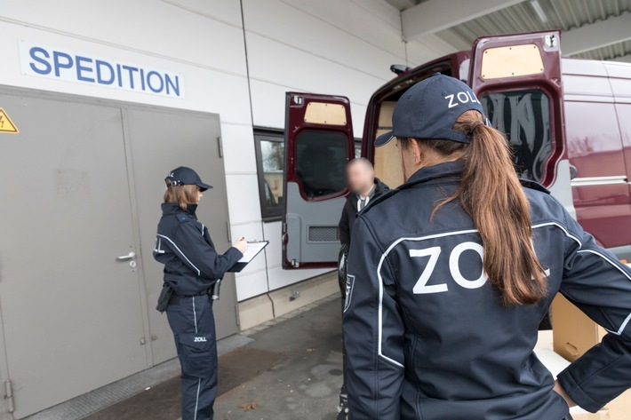 Zollkontrollen in Dortmund: Verdacht auf Schwarzarbeit bei 59 Unternehmen